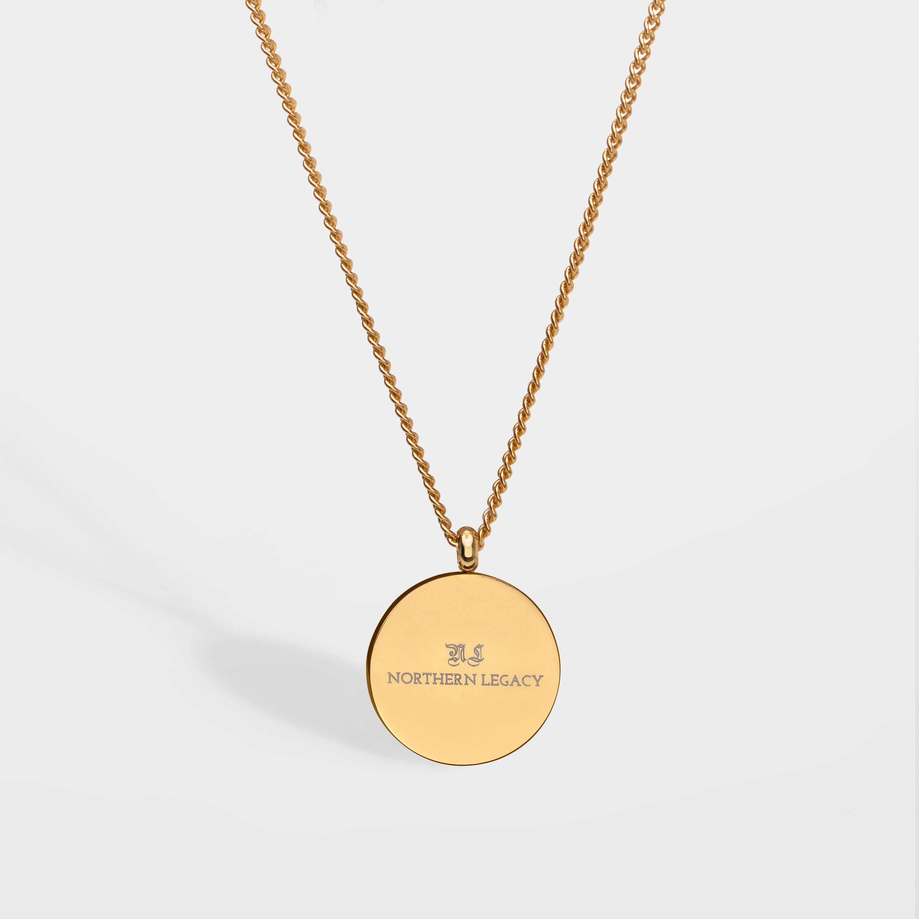 NL Compass Necklace 2.0 - Gold-toned necklace with a compass