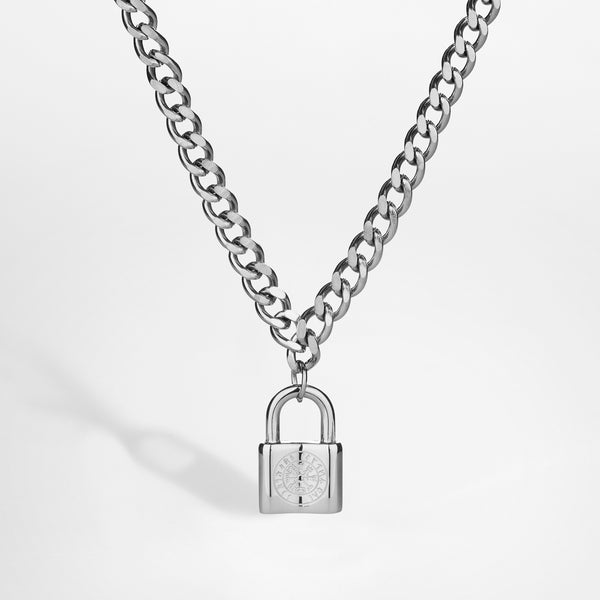 VEGVISIR LOCK PENDANT (SILVER)