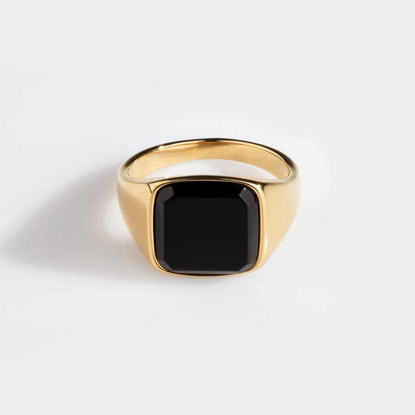 BLACK ONYX SIGNATURE RING (GOLD)