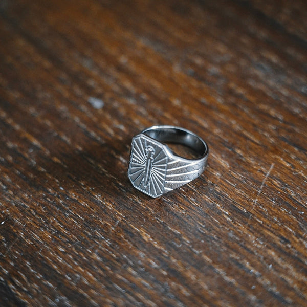 GUNGNIR SIGNATURE RING (SILVER)