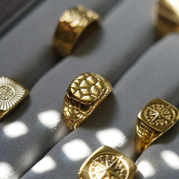 EARTHQUAKE SIGNATURE RING (GOLD)