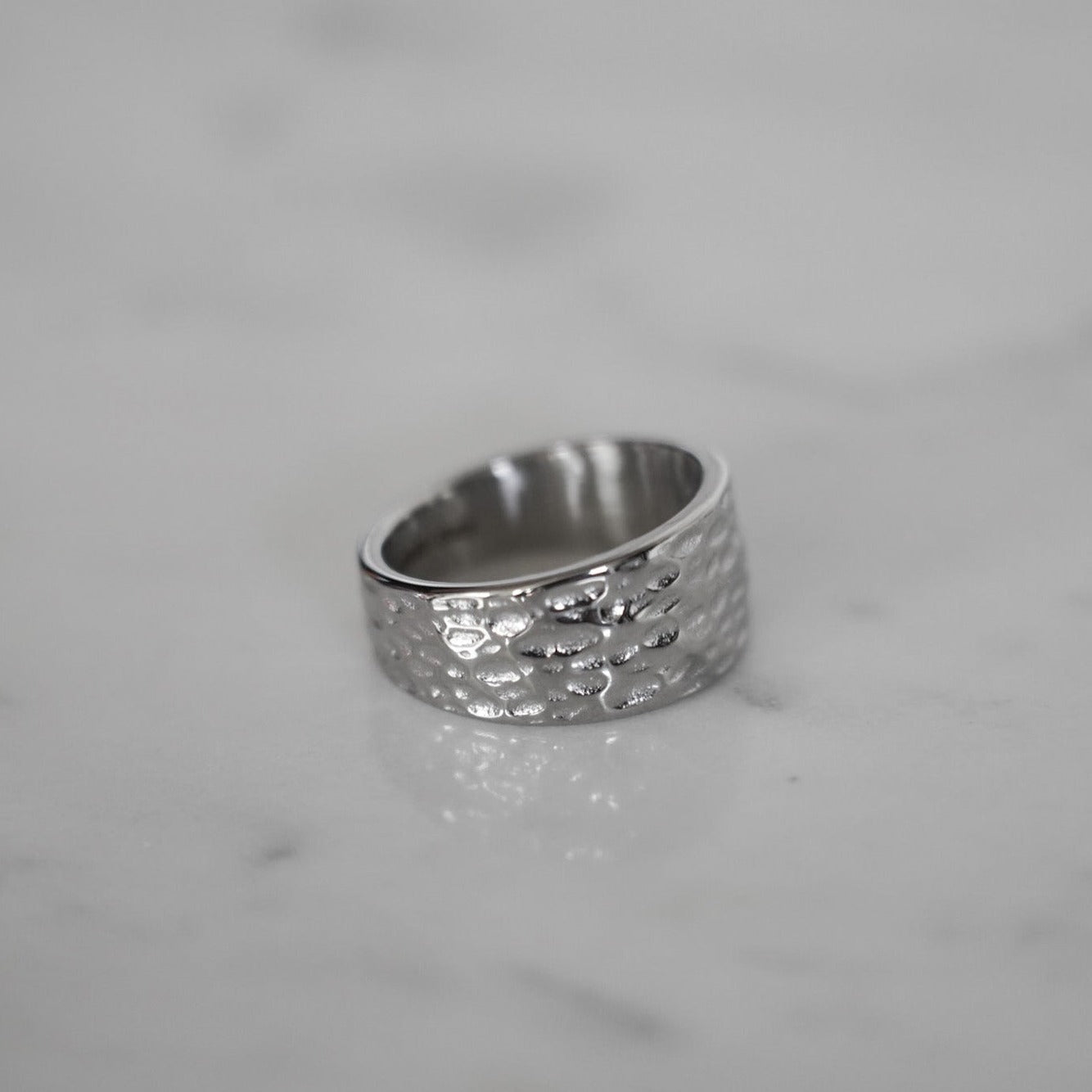 Hammered Signature - Silver-toned ring