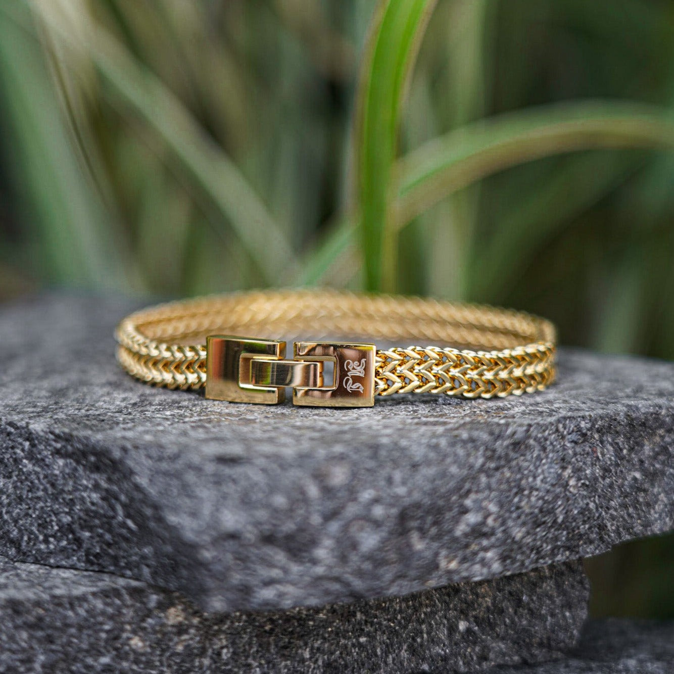 NL Fehu bracelet - Gold-toned