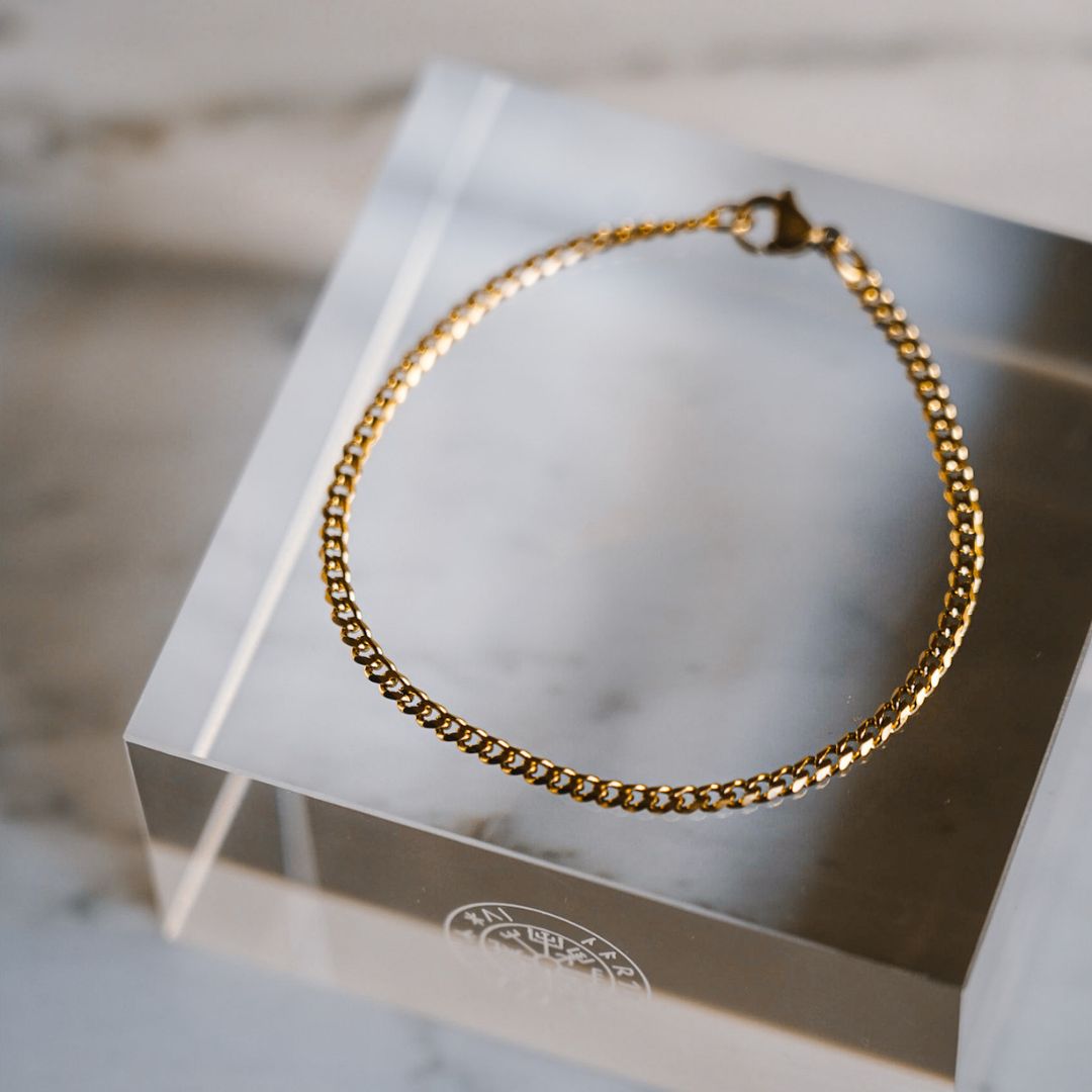 Minimal Sequence bracelet - Gold-toned