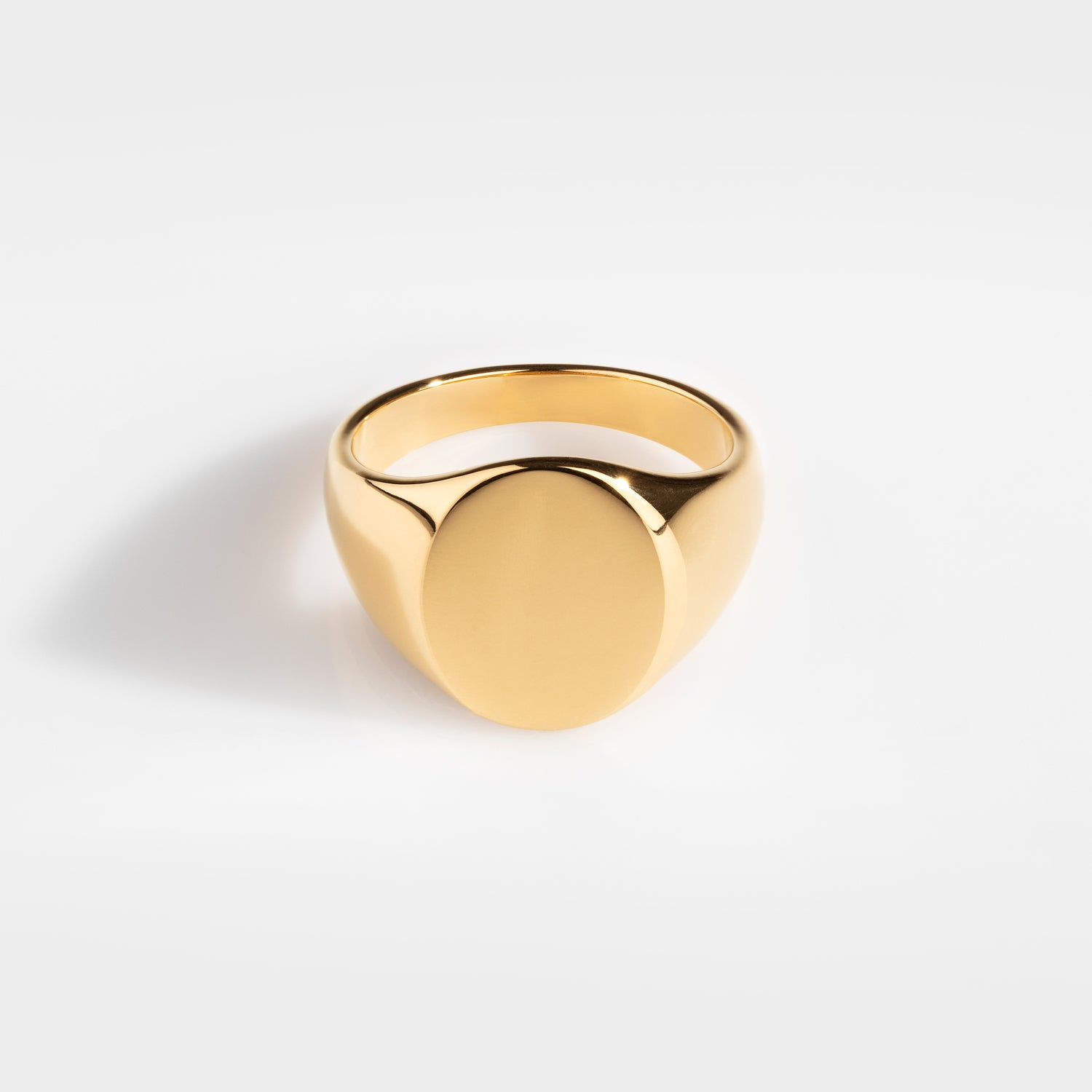 Classic Oval Signature - Gold-toned Ring