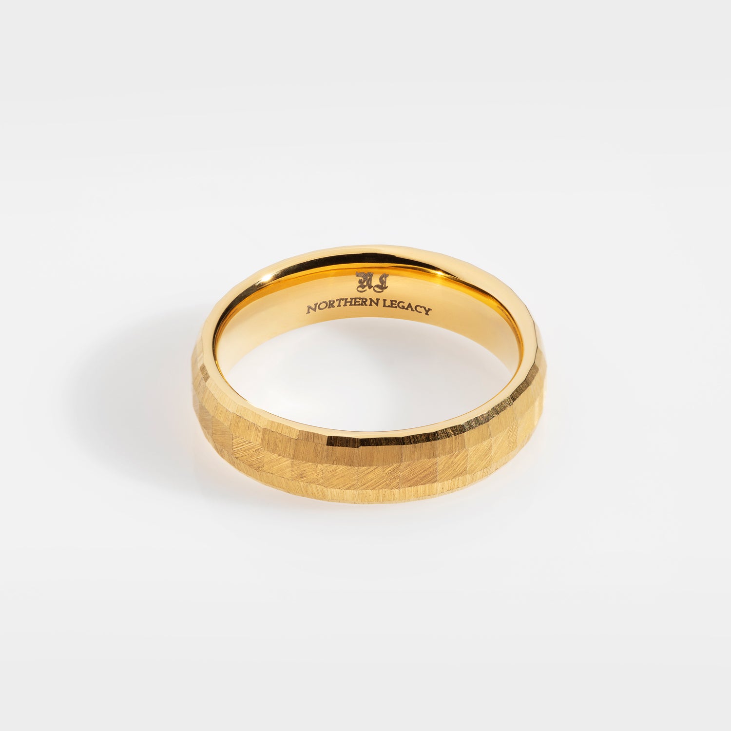 Siempre Cushion band - Gold-toned ring